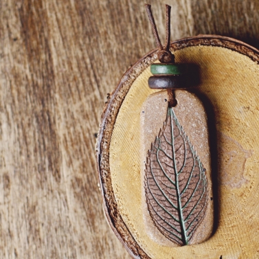 leaf pendant + disk beads 