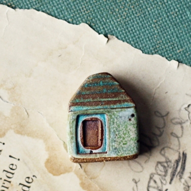 beach cottage bead 