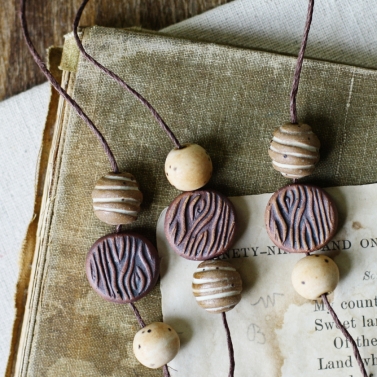 earthy neutrals bead set 