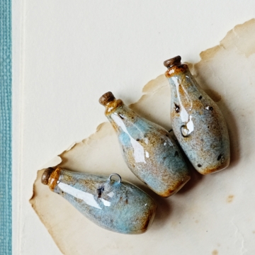 seaspray bottle charms 